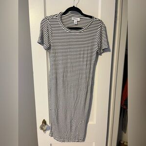Motherhood Maternity Dress (size small)